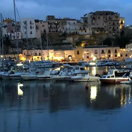 בית הארחה Le Signorine קאסטלמארה דל גולפו