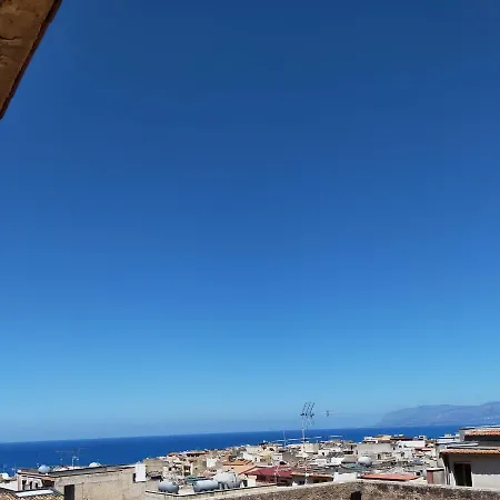 Le Signorine בית הארחה *