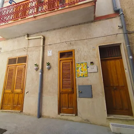 בית הארחה Le Signorine קאסטלמארה דל גולפו